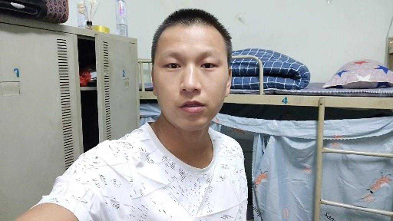 上海三大工厂昌硕达丰英华达哪个好点听打工小伙怎么说