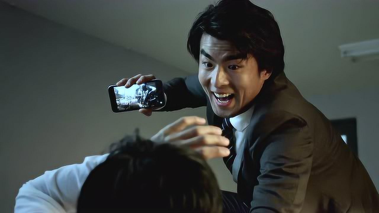 黑木去年在日本拍的一系列片子之愚人节主题!