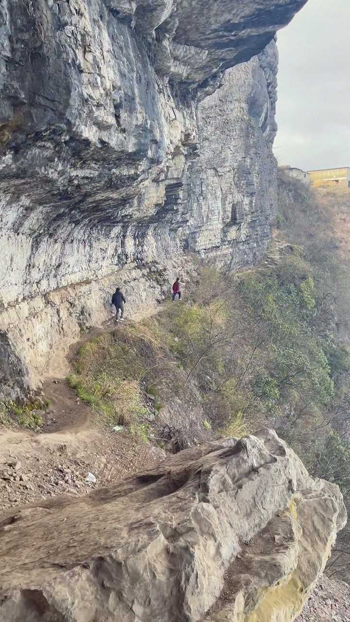 乌龙山剿匪记里面田大榜的老巢此地易守难攻