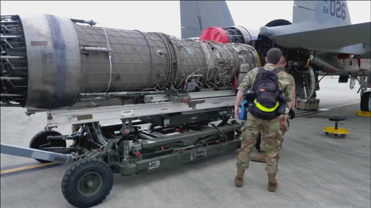 f15战斗机-更换价值3000万的发动机惊艳视频