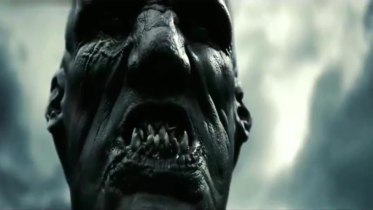 300勇士:斯巴达国王大战巨人,既然你不怕疼痛,那我就砍你的头