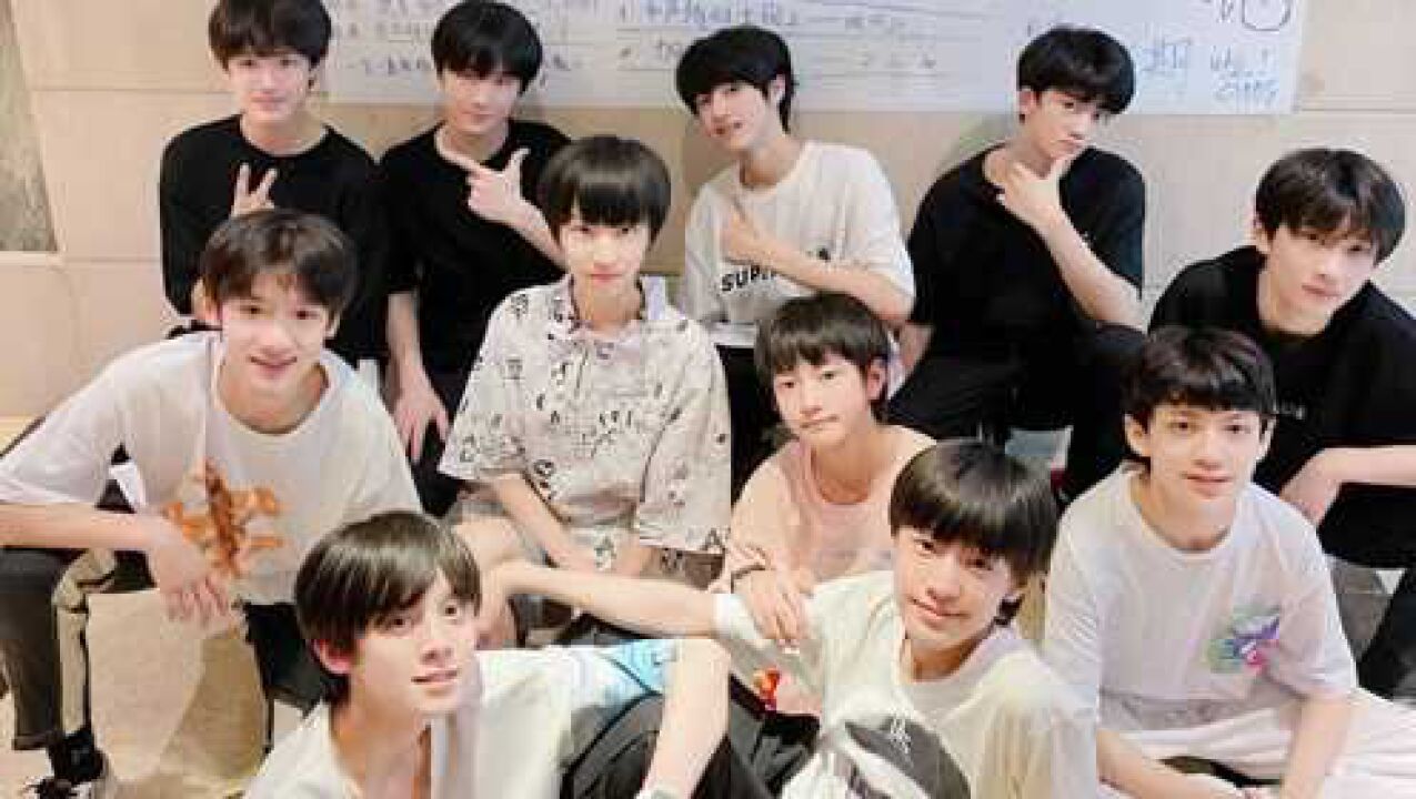 tf家族三代練習生季節總要走向金黃少年也終將成為寶藏