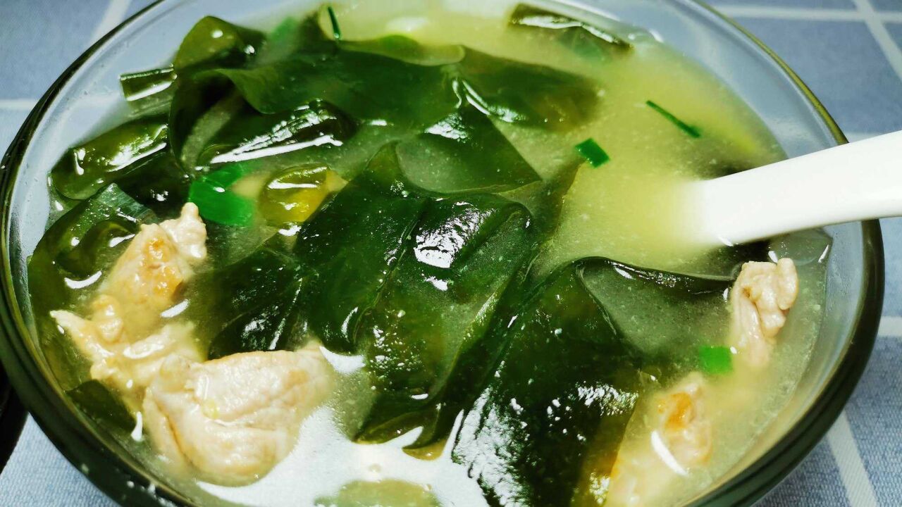 裙带菜冬瓜瘦肉汤,工作再忙也要每周给孩子做这个汤,汤鲜味美孩子爱喝