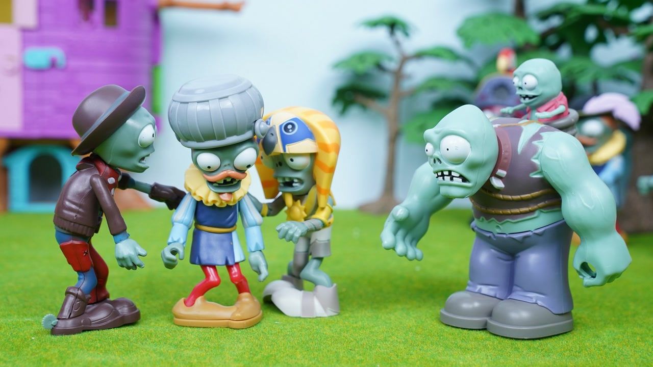 《玩具》智趣亲子玩具 植物大战僵尸:铁桶僵尸救了苹果追击炮_高清