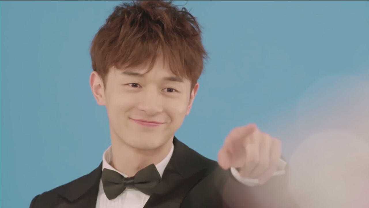 小鲜肉救场,与薇薇拍唯美婚纱照,陈亦度简直要疯了_腾讯视频