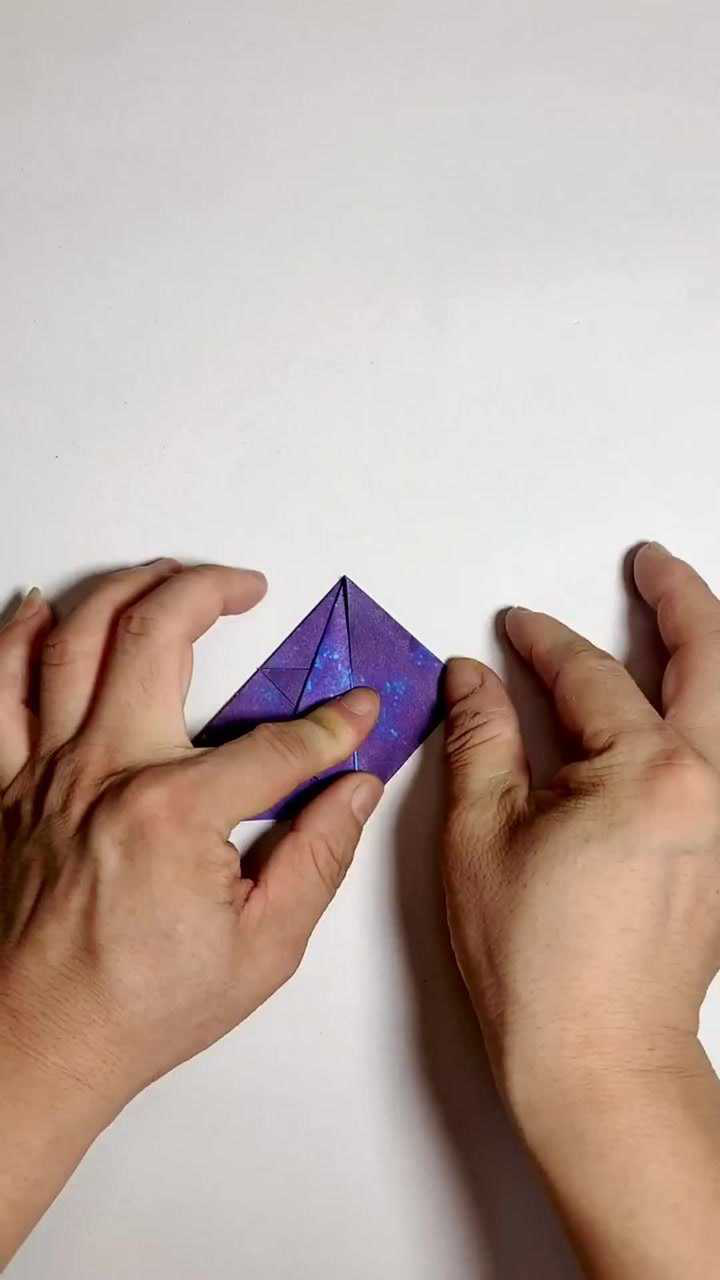 一张纸折手指风车,完全可以在手上旋转,你学会了吗_腾讯视频