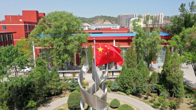 静乐一中欢度国庆礼赞祖国