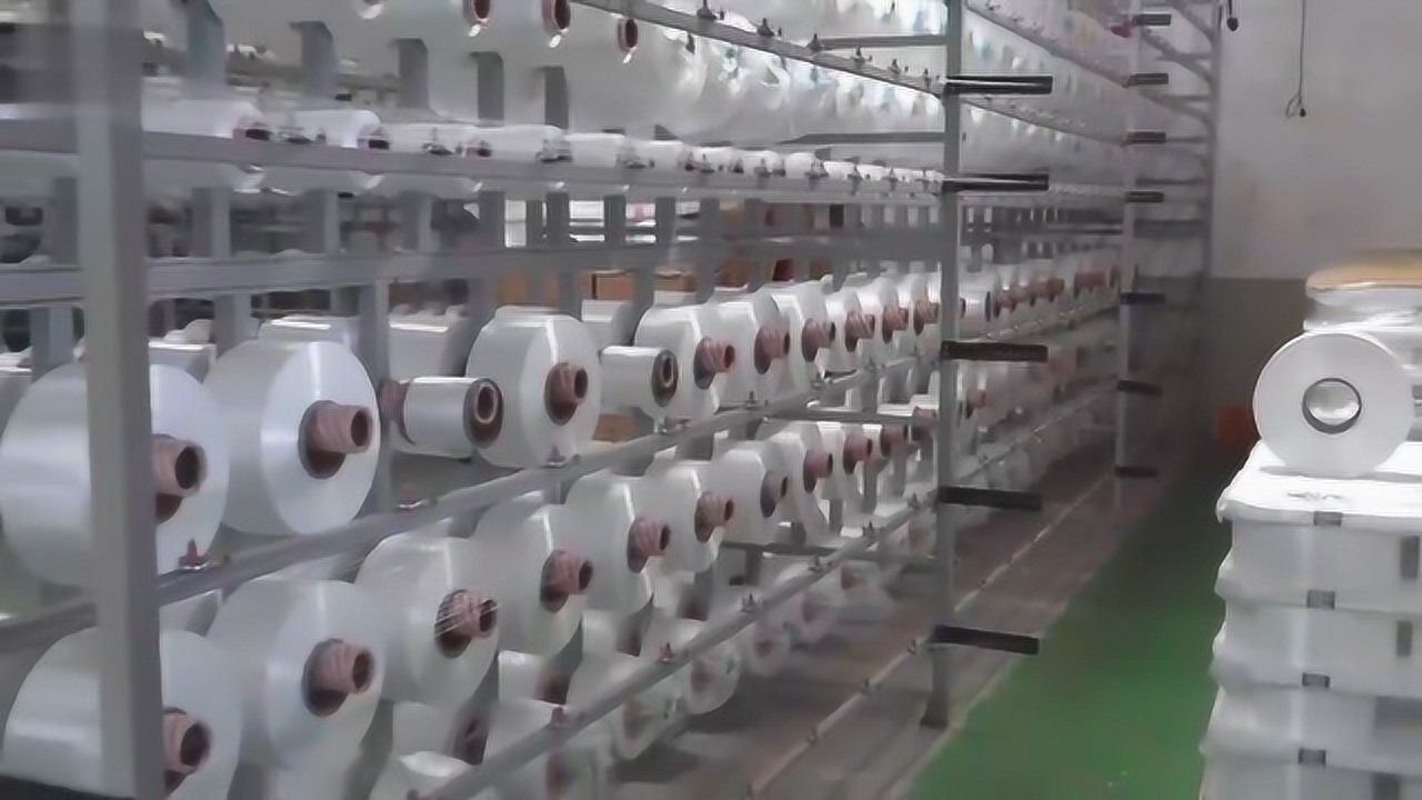 纺织厂批量生产针织围巾过程，制作流程还挺复杂的！_高清