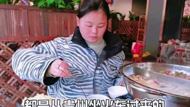 馋人!传承600年的非遗美食终于来彝良了,就在狮子桥浴泉楼底下!