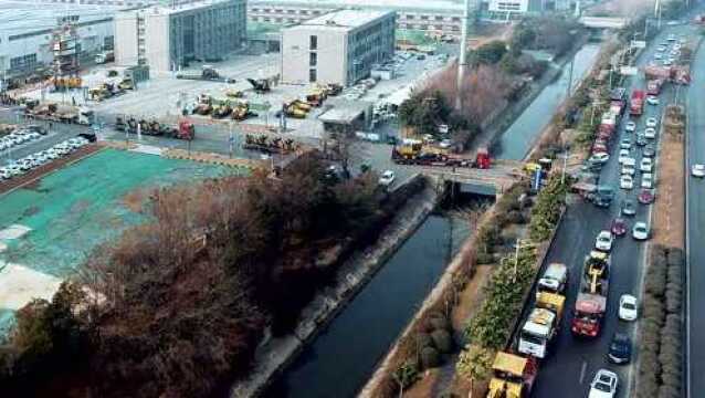 新征程再跨越!徐工500台道路成套机械奔赴海外