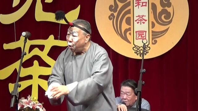 曲艺:双簧表演《北京小曲》,老艺人王文友、李业明演得相当正宗