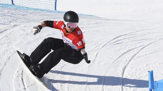 100秒了解北京冬残奥会项目——残奥单板滑雪