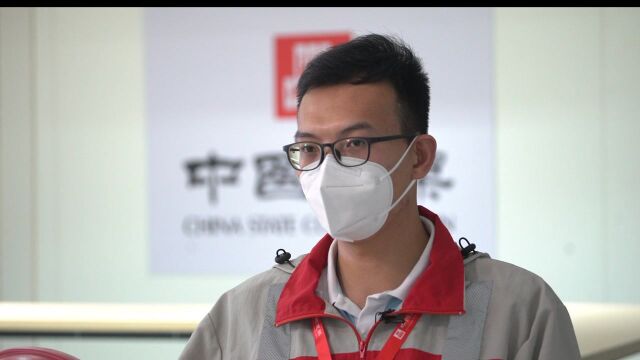 对话坚守中央援港抗疫一线 “00后”:我的意义在于为大家守一方净土