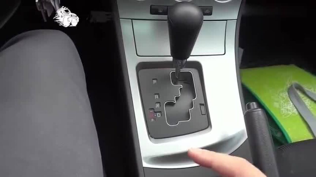 自动挡汽车档位设计,线性挡和蛇形挡有着怎样的优缺点?