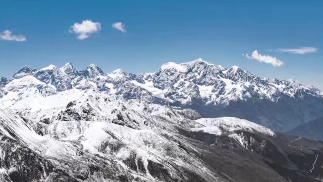 雪山雪景