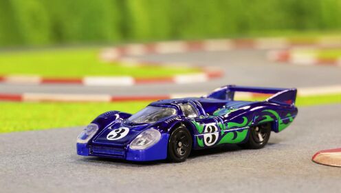 风火轮火辣跑车情景秀 保时捷系列之训练日