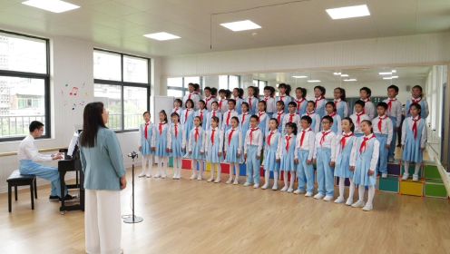武汉理工大学附属小学童声合唱团《永恒的歌谣》
