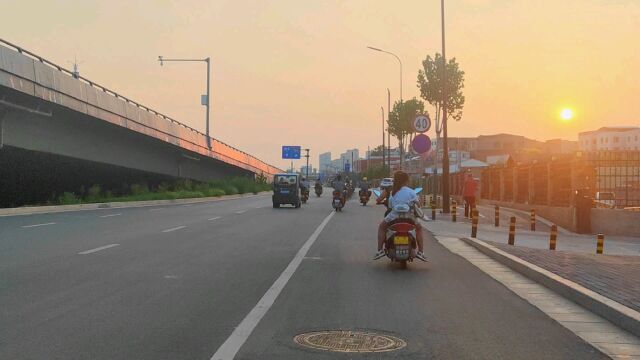 追逐夕阳后的美丽风景