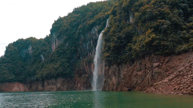 铜仁大峡谷天生桥,桥已不在,三大瀑布声振如威《湘鄂黔巡游》9