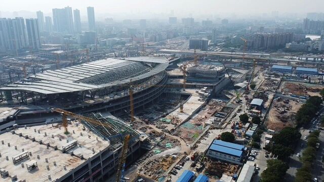 实拍中国在建世界第一大火车站,广州白云站,这施工现场太震撼了