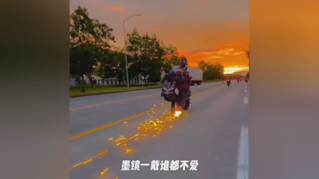 “回归经典”#封闭道路请勿模仿 #一生热爱机车难回头 #阿鬼Remix