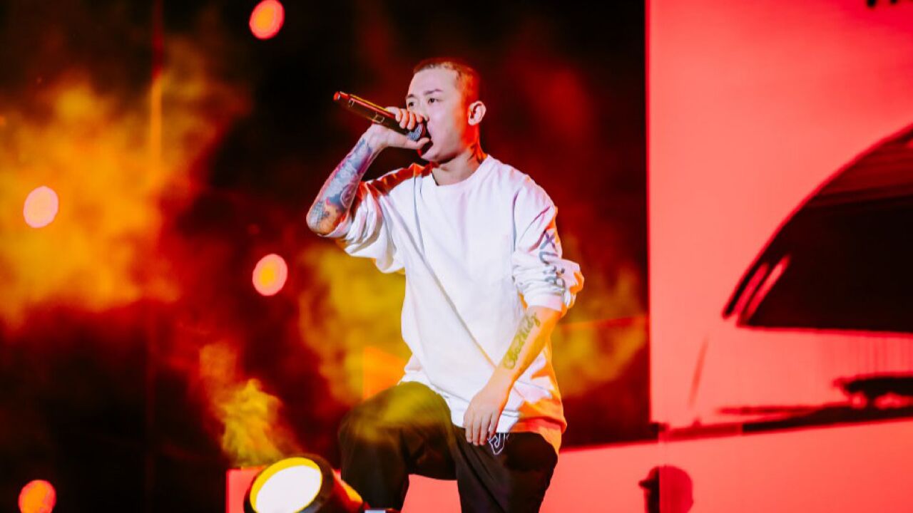 全程高能!gai周延飚唱《华夏》磅礴大气,听得热血沸腾