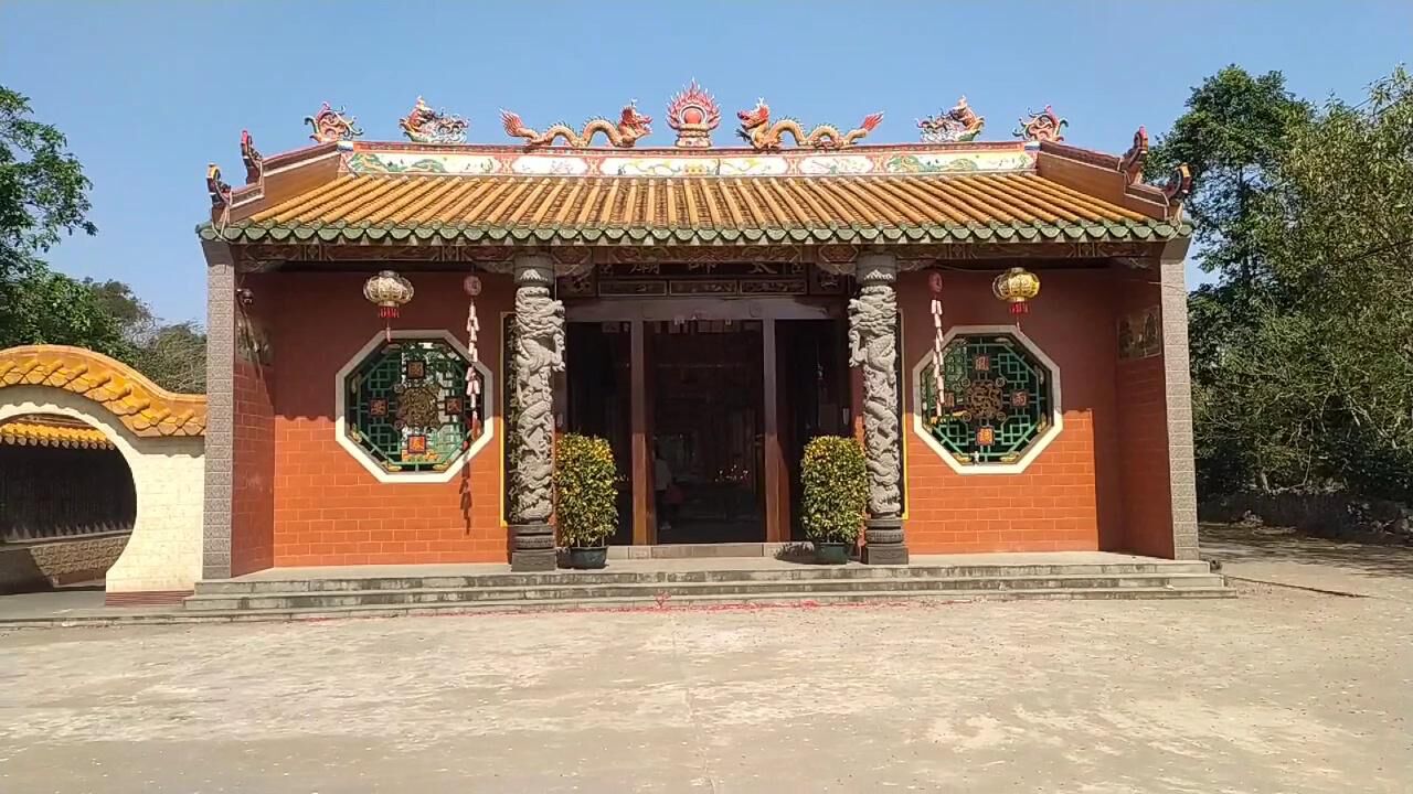 海南省海口市永兴镇陈球村公庙