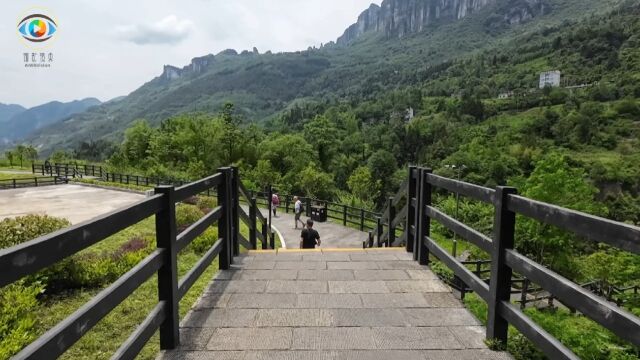 恩施沉浸式体验游:从云龙地缝垂直电梯到大峡谷索道