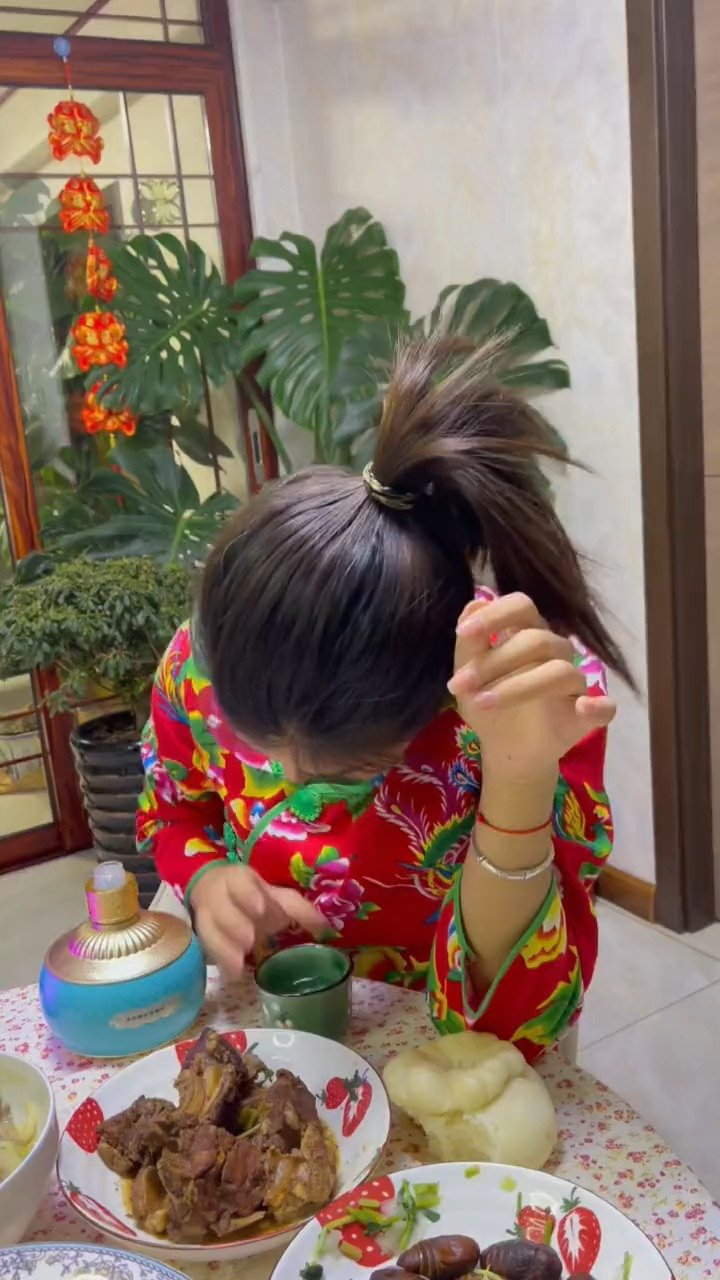 一切都靠自己才精彩@东北小黑姐爸 #问心无愧最自在#东北小黑姐#冰雪