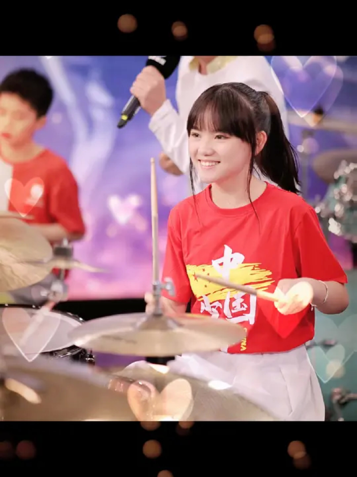 架子鼓妞妞#架子鼓演奏 #大号是中华#治愈系笑容 #励志正能量