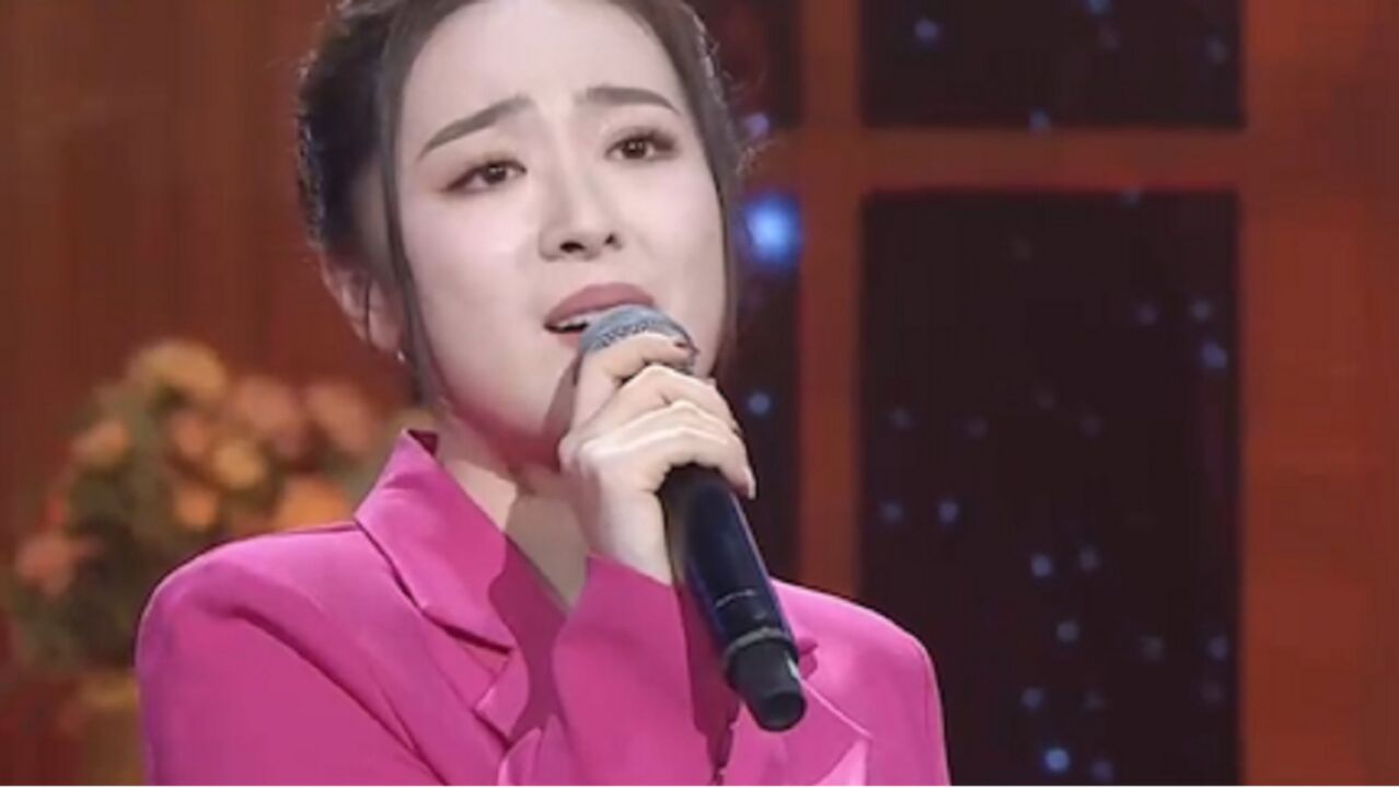 梁文静演唱《恋着多喜欢》,人美歌甜,空灵嗓音太惊艳