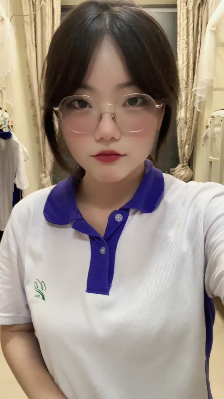 耶耶耶耶耶#微胖女生#深圳校服#美丽坏女人#无不良引导