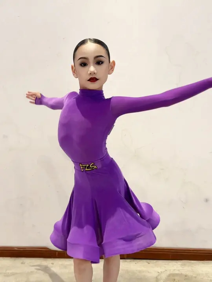 很适合夏天#悠悠拉丁舞 #港龙赛事 #国标舞妆容与发型 dance