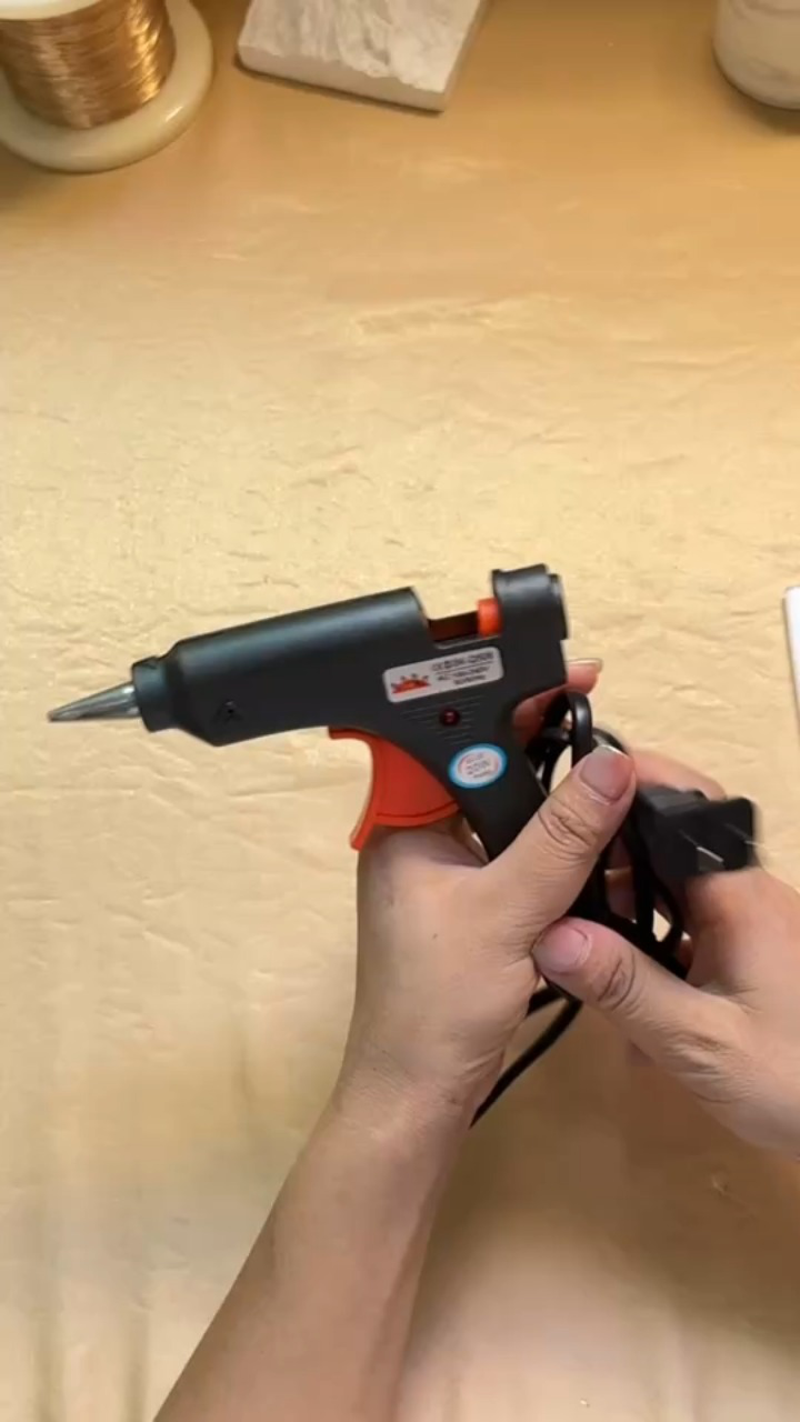 胶枪使用方法