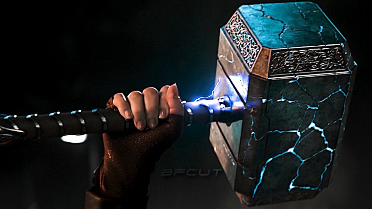 战损版雷神锤强到爆炸.