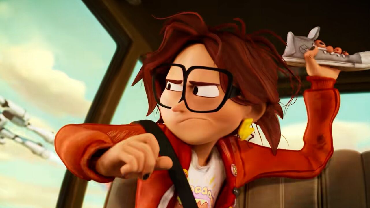 智能大反攻:00后女孩凯蒂拯救人类时也找回了久违的家庭连结!