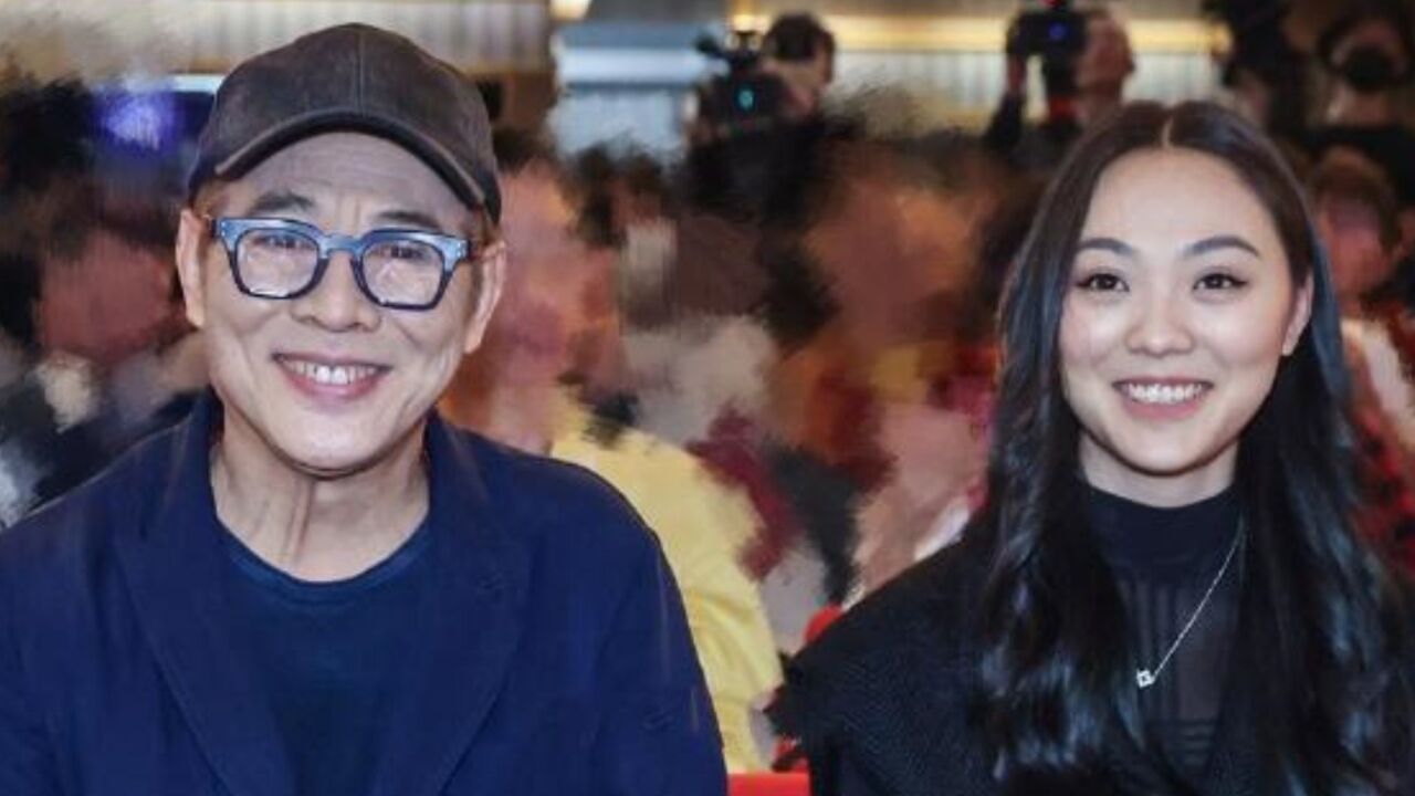 李连杰罕见提起大女儿李思,公开向其道歉,只给钱却从不了解对方