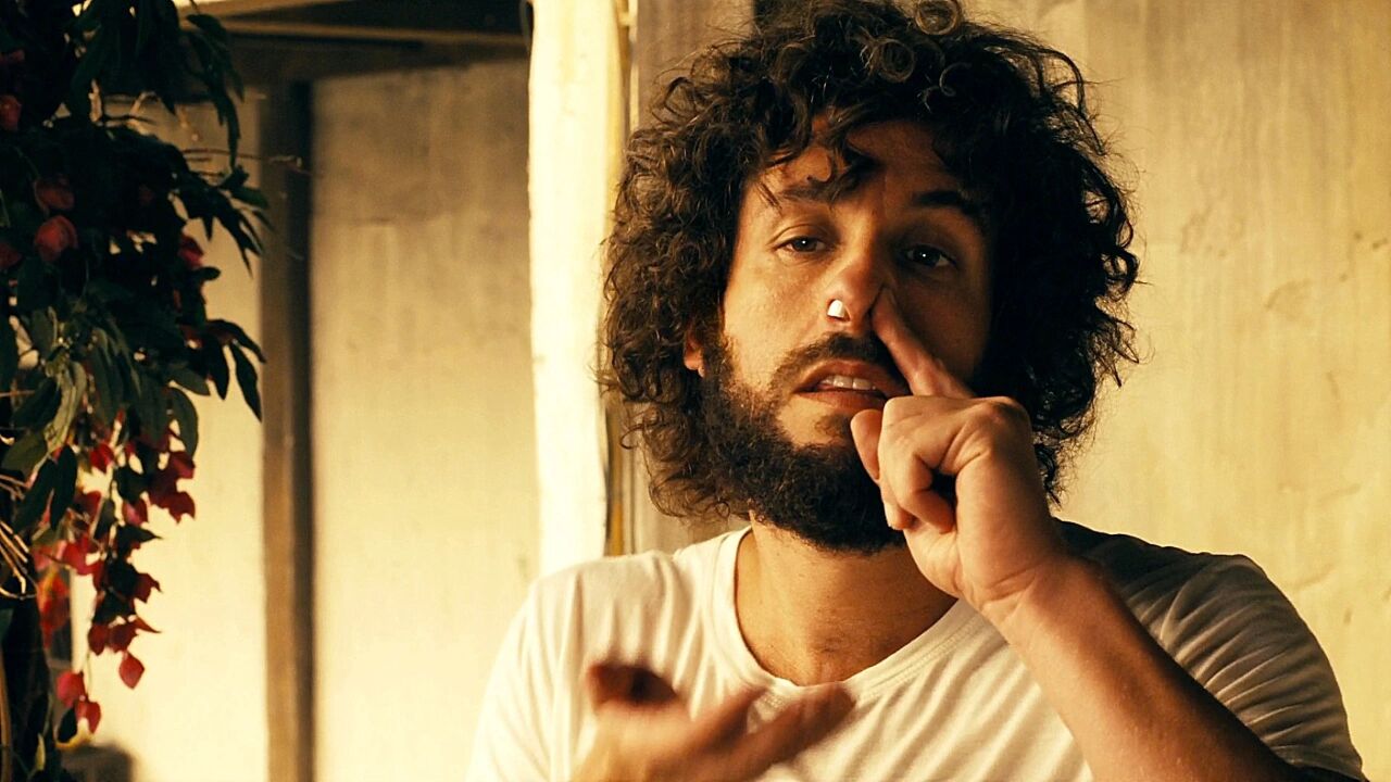 别惹佐汉搞笑名场面,鼻孔竟然能接子弹?