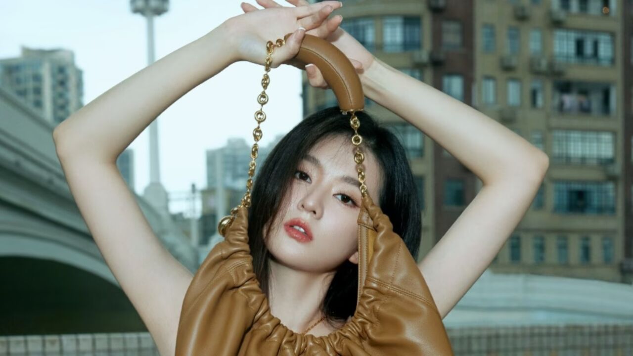 乔欣酷飒秀香肩李一桐清新娇美 卢昱晓期待《云之羽》成经典