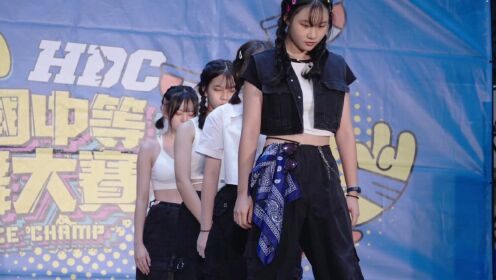 性感美女热舞，极致诱惑，身材火辣无比真好看，这谁顶得住！_高清