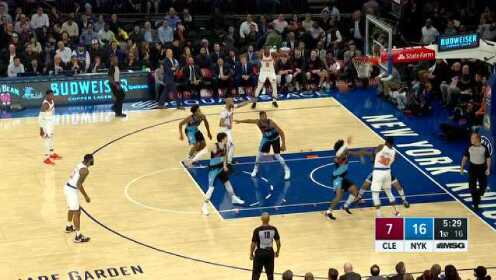 《NBA全场集锦》【得分】投篮不难我不干 尼基利纳急停干拔中投稳健得手