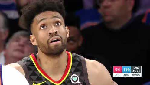 《NBA全场回放》【原声回放】老鹰vs尼克斯第4节 特雷杨风骚穿裆过人戏耍史密斯