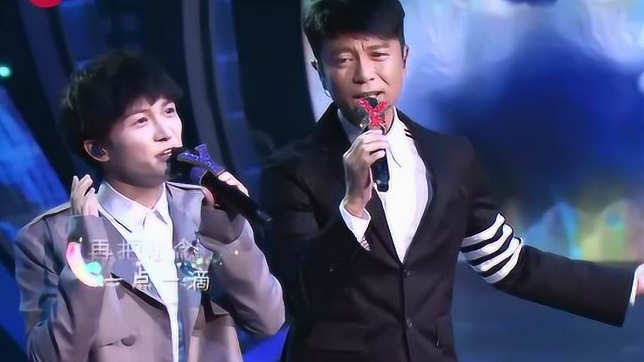 周深李克勤翻唱网红神曲《画》,台下的肖战全程跟唱