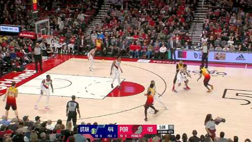 《NBA全场集锦》【原声】爵士107-124开拓者 利拉德砍51分九记三分射穿爵士