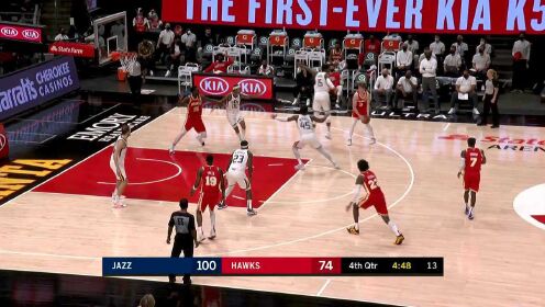 《NBA全场集锦》时间没到就不能放弃 赫尔特快攻反击双手暴扣