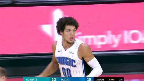 《NBA全场集锦》【球星】戈登vs黄蜂集锦 20+9+3原地起跳完成补扣