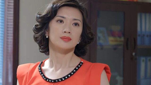 《女怕嫁错郎》第10集03:蓝月知道郎大树和曲萍在合伙做生意,很生气