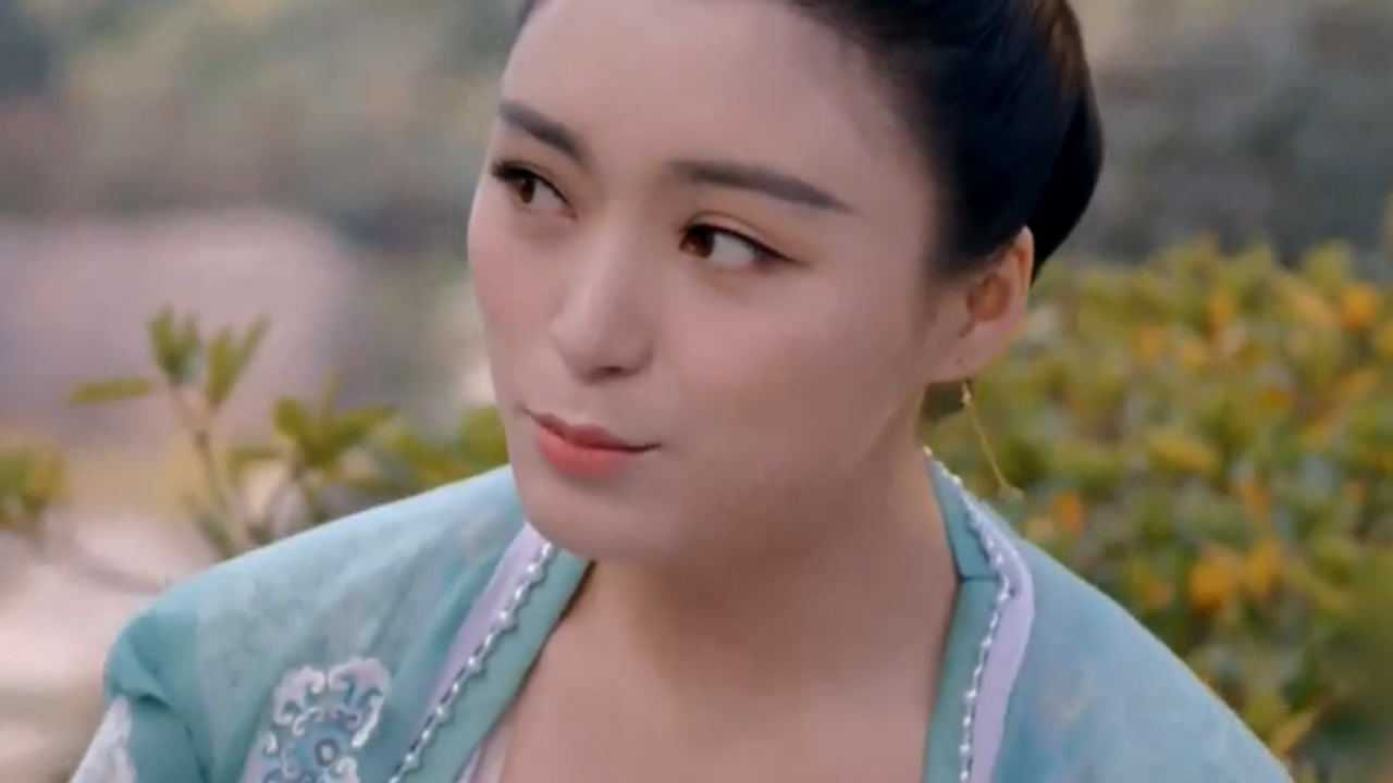 《武媚娘传奇》第35集04:文娘利用瑞安的喜欢,竟趁机对调纸条