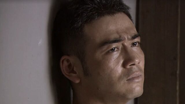 《蝴蝶行动》第28集01:李汉正告诉高志远这些年发生的事,高志远听了很难受