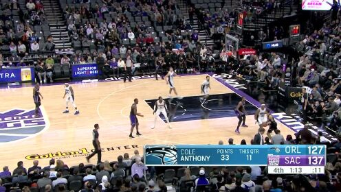 《NBA全场集锦》快攻反击一瞬间 瓦格纳长驱直入抬手上篮打成2+1